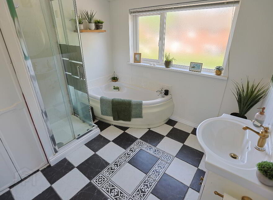 92 Avenue Road, Lurgan, Craigavon, BT66 7BH