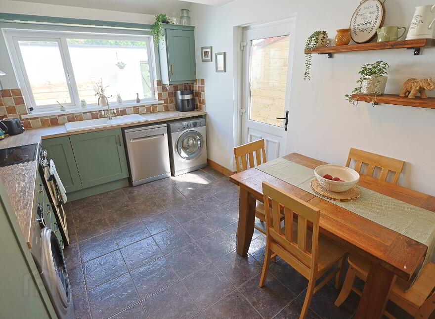 92 Avenue Road, Lurgan, Craigavon, BT66 7BH