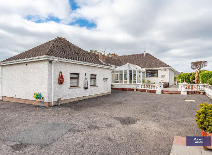 Grace Hall Manor, 63 Cottage Road, Dollingstown, BT67 9ND