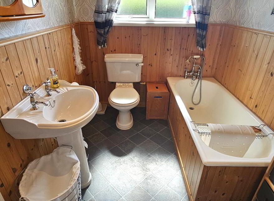 17 Rathmena Avenue, Ballyclare, BT39 9HX