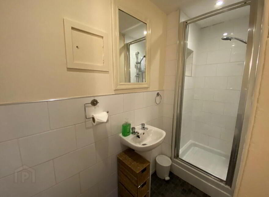 27 Springwell Place, Edinburgh, EH11 2HX