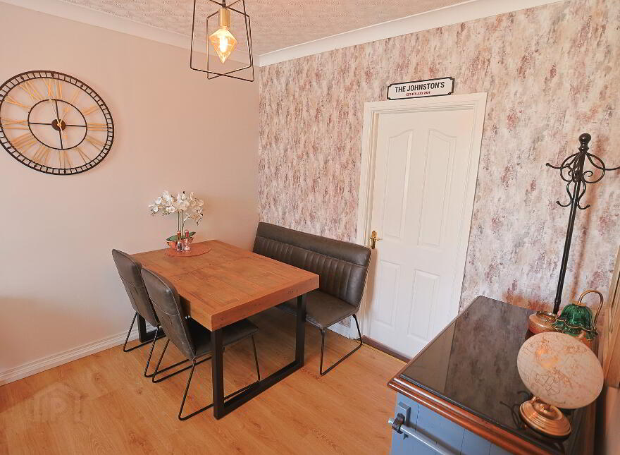 14 Gilford Road, Lurgan, Craigavon, BT66 7DZ