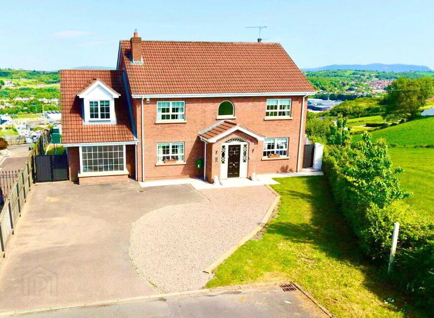 23 Highfields Avenue, Newry, BT35 8UG