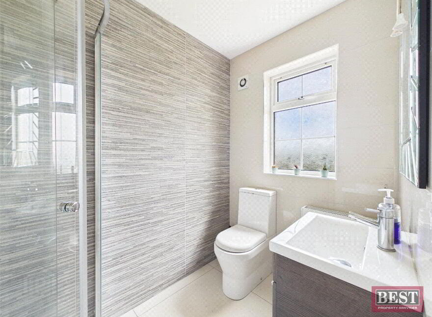 23 Highfields Avenue, Newry, BT35 8UG