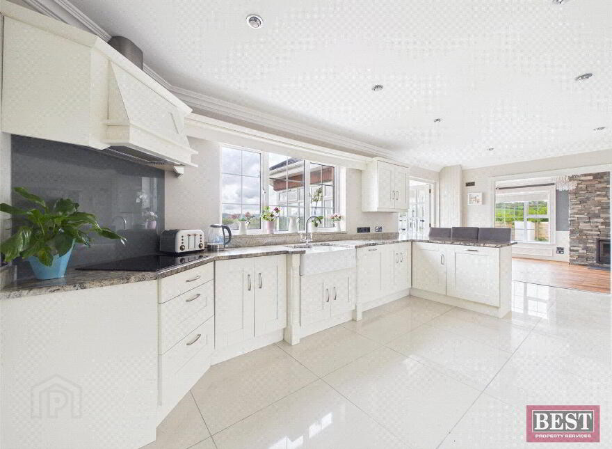 23 Highfields Avenue, Newry, BT35 8UG