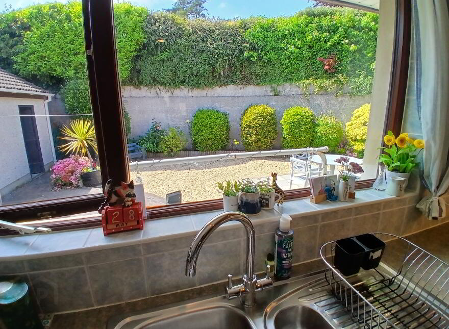 22 Eliza Close, Newcastle, BT33 0RN