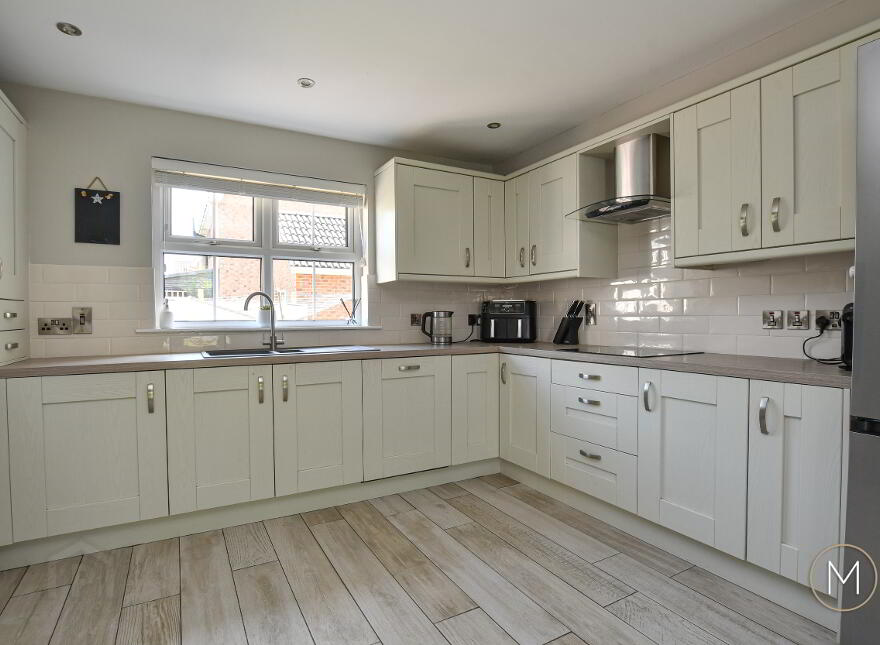 25 Carnbeg Avenue, Antrim, BT41 4RA