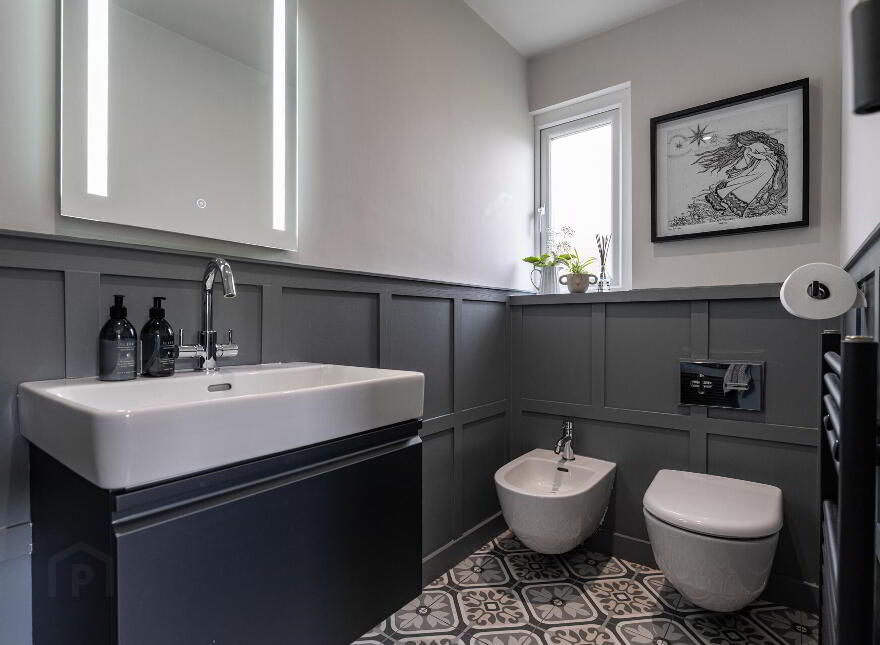 18 Rosepark, Belfast, BT5 7RG