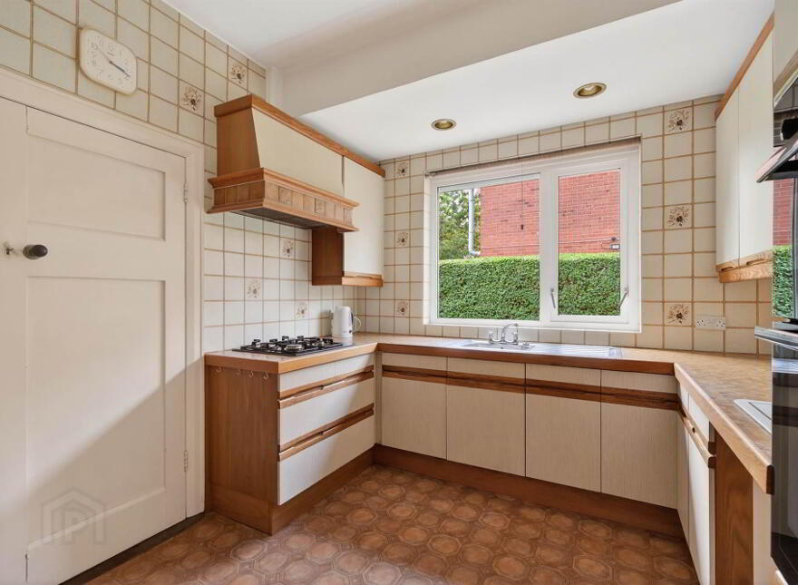 25 Edgcumbe Gardens, Belmont, Belfast, BT4 2EG