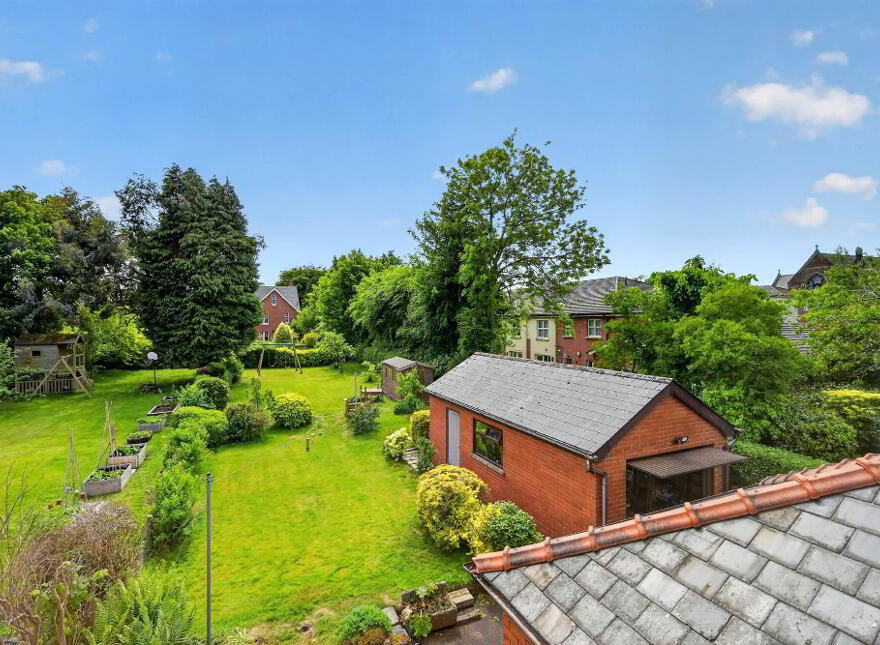 25 Edgcumbe Gardens, Belmont, Belfast, BT4 2EG