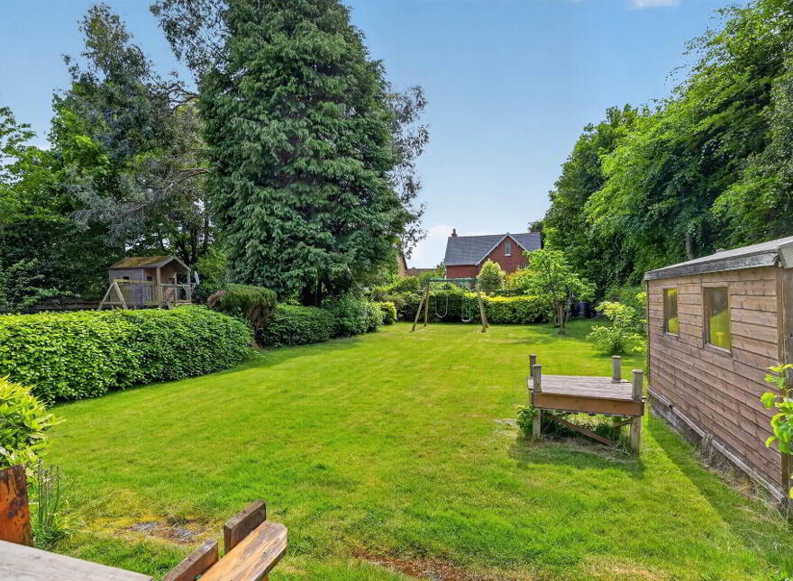 25 Edgcumbe Gardens, Belmont, Belfast, BT4 2EG