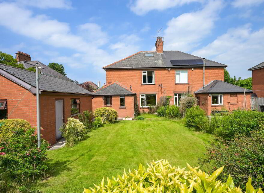 25 Edgcumbe Gardens, Belmont, Belfast, BT4 2EG