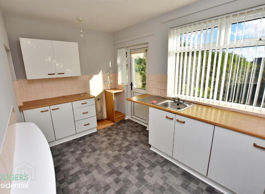 93 Joanmount Park, Belfast, BT14 6PG