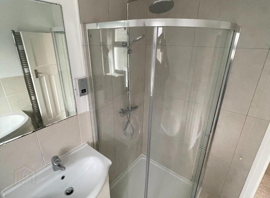 19 Locksley Park, Belfast, BT10 0AR