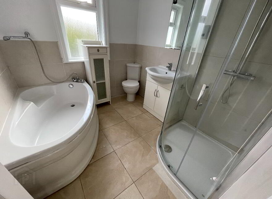 19 Locksley Park, Belfast, BT10 0AR