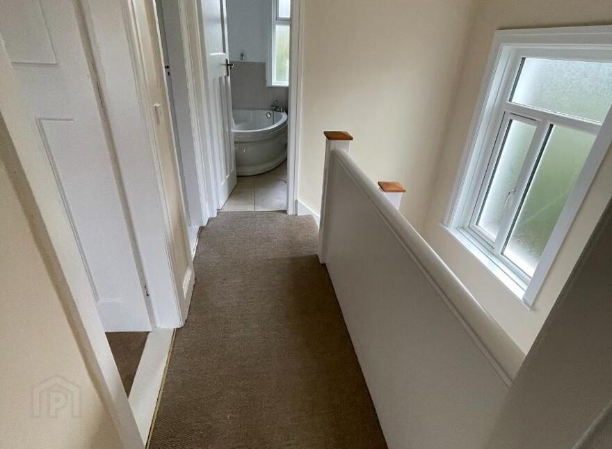19 Locksley Park, Belfast, BT10 0AR
