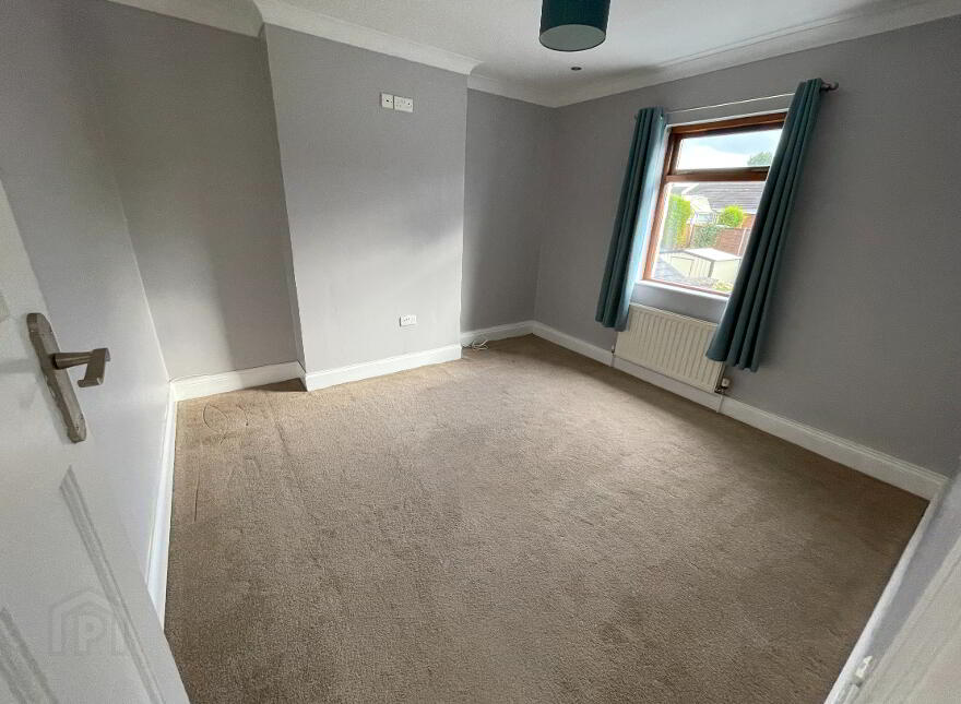 19 Locksley Park, Belfast, BT10 0AR