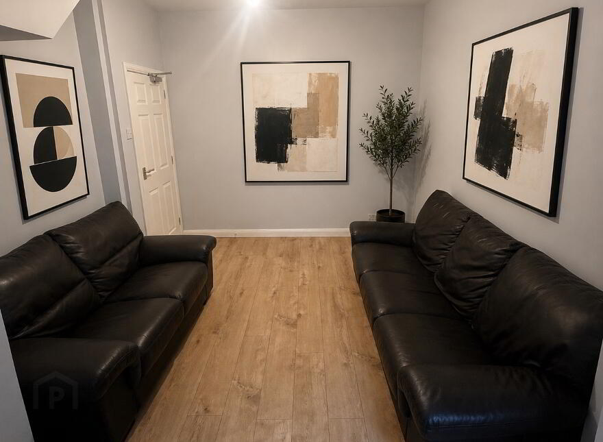 Donegall Avenue, Room 1, Rooms 2, 3 & 4. All Bills Included., Belfast, BT12 6LW