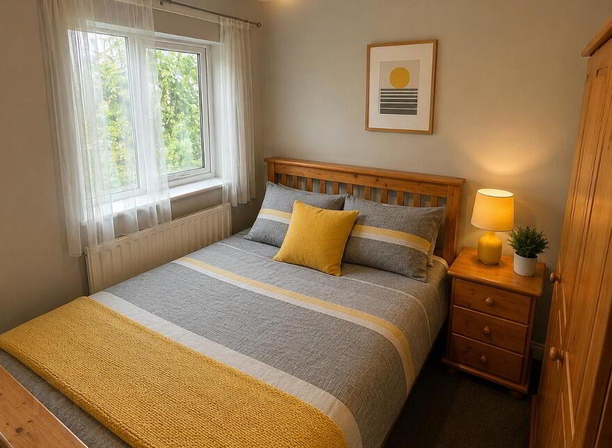 Donegall Avenue, Room 1, Rooms 2, 3 & 4. All Bills Included., Belfast, BT12 6LW