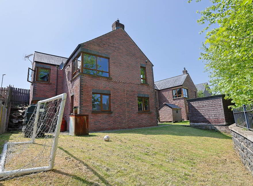 45 Weavers Lodge, Hamiltonsbawn, Armagh, BT60 1DE