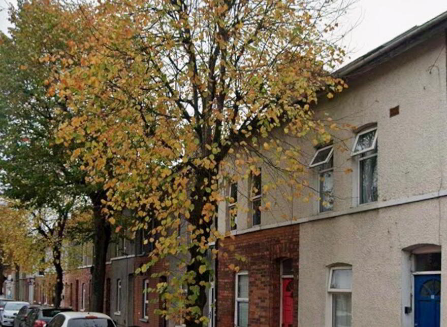 Donegall Avenue, En-Suite Room 5, All Bills Included, Belfast, BT12 6LW