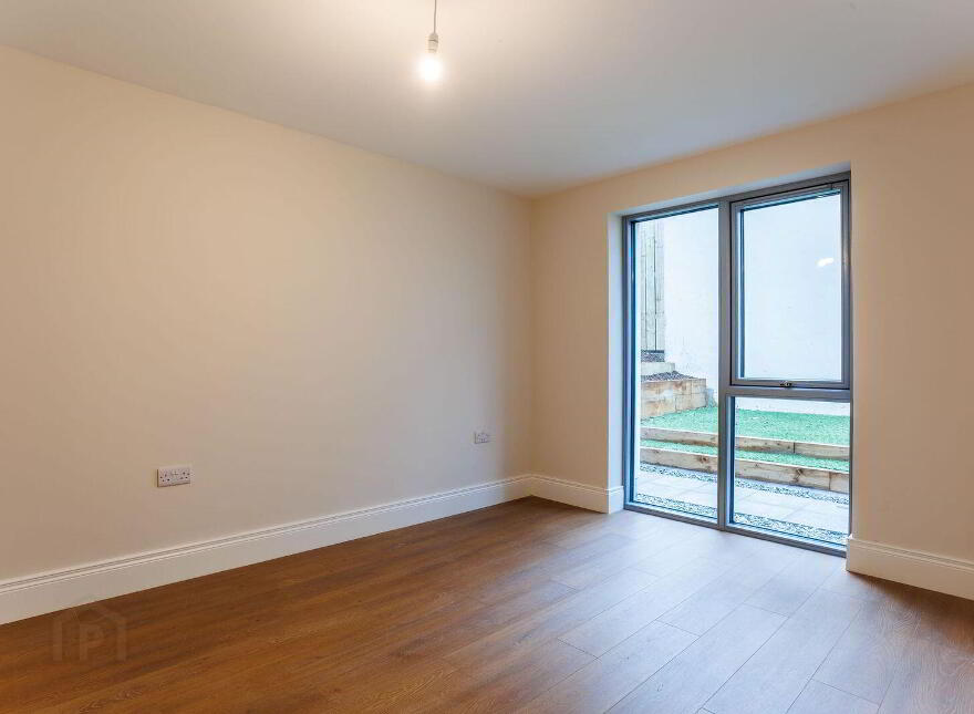 3 Priory Gate, Priory Park, Holywood, BT18 0LG