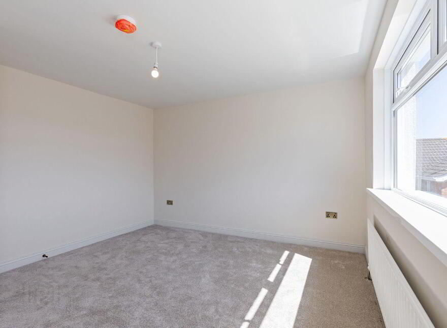 22 Dixon Road, Bangor, BT19 6AU