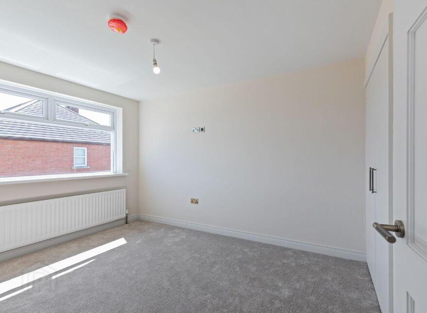 22 Dixon Road, Bangor, BT19 6AU