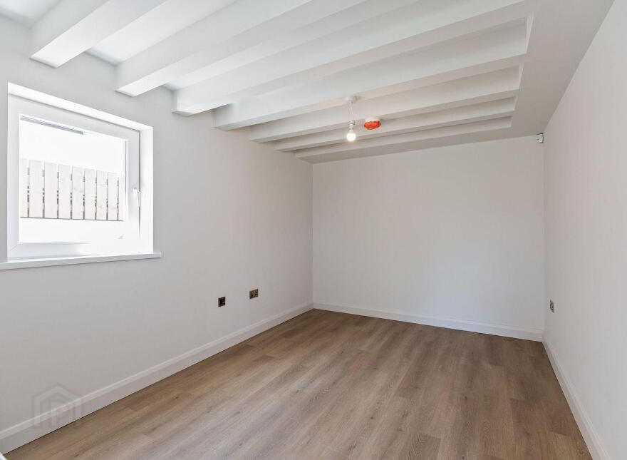 22 Dixon Road, Bangor, BT19 6AU
