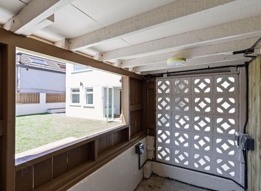 22 Dixon Road, Bangor, BT19 6AU