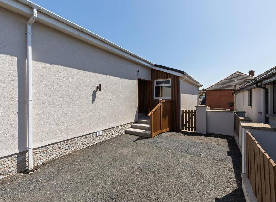 22 Dixon Road, Bangor, BT19 6AU