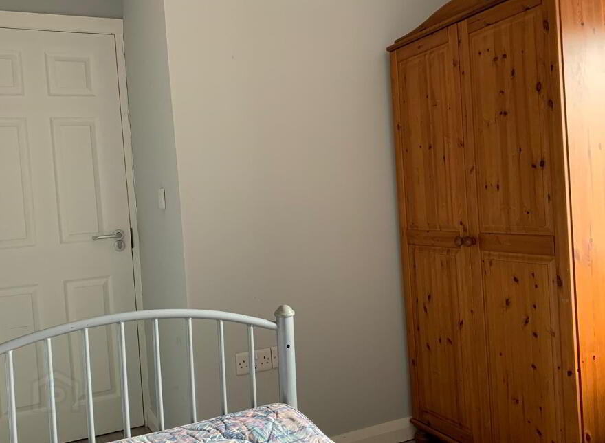Roden Street, Belfast, BT12 5DL