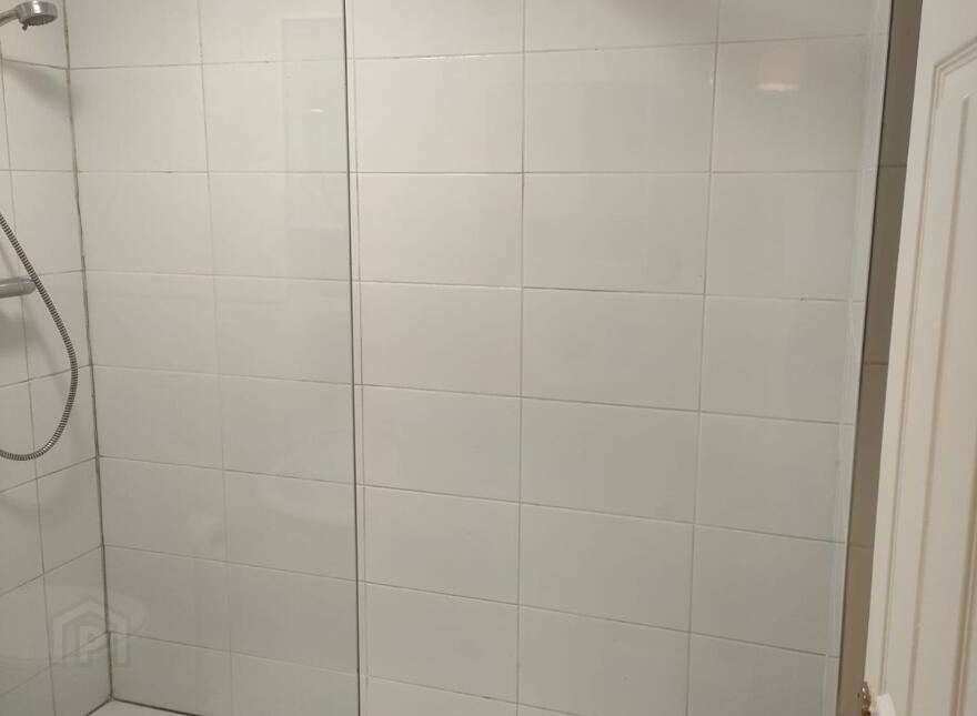 Apt 26 Fitzwilliam Square, Rugby Avenue, Belfast, BT7 1JH