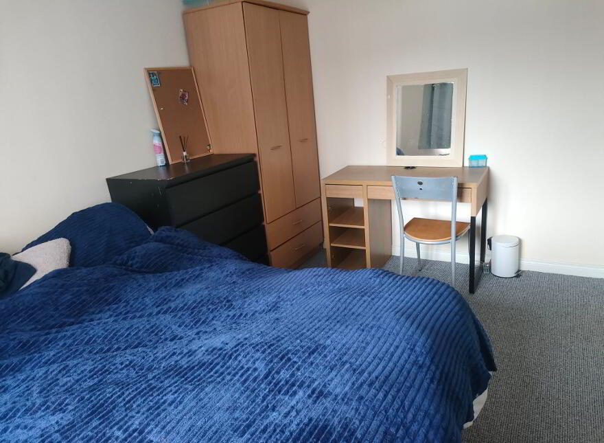 Apt 26 Fitzwilliam Square, Rugby Avenue, Belfast, BT7 1JH