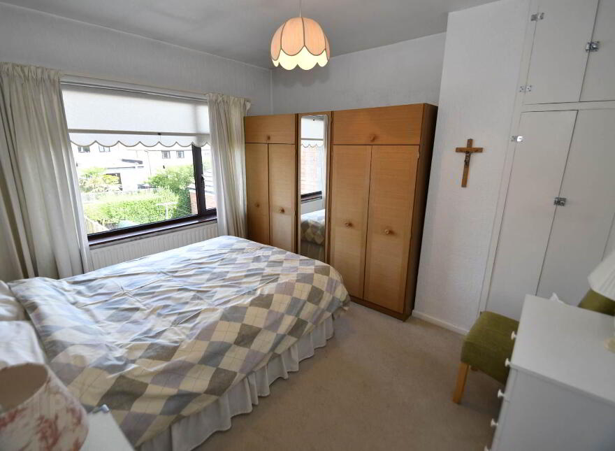 54 Mooreland Park, Belfast, BT11 9AZ