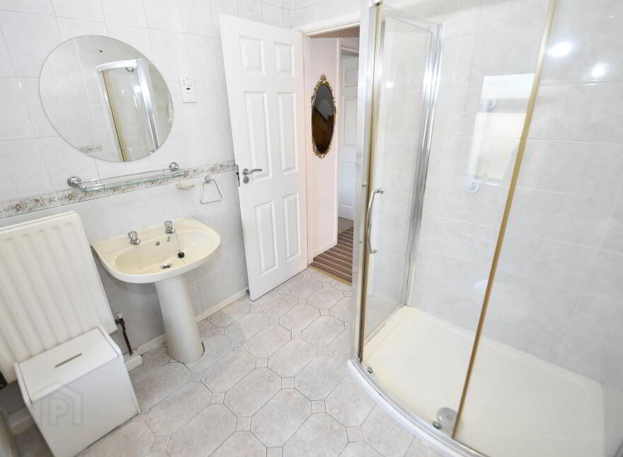 54 Mooreland Park, Belfast, BT11 9AZ