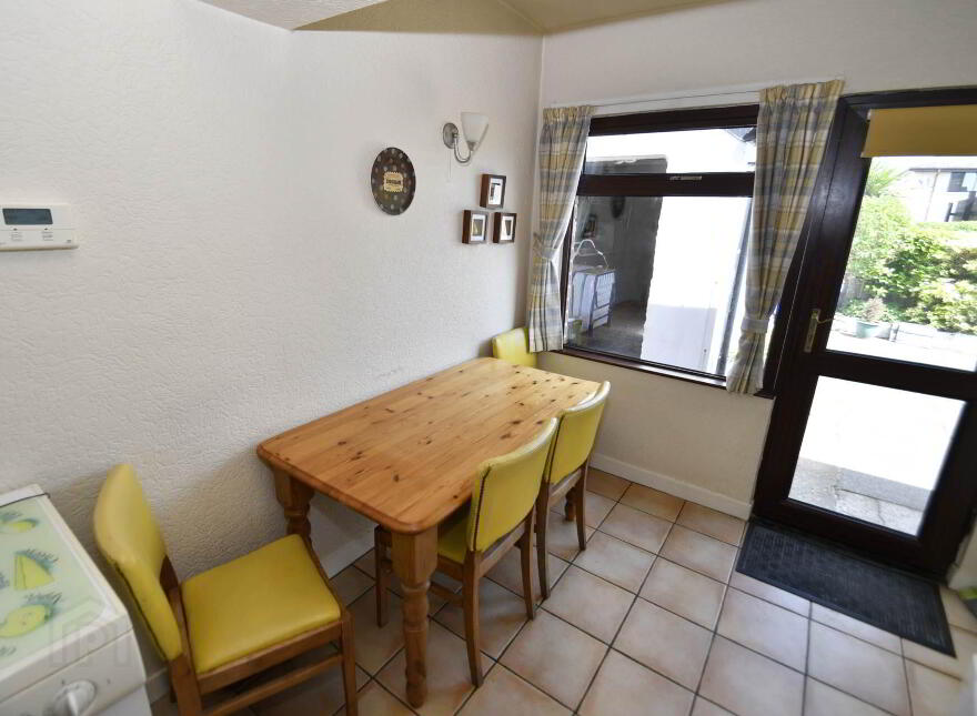 54 Mooreland Park, Belfast, BT11 9AZ