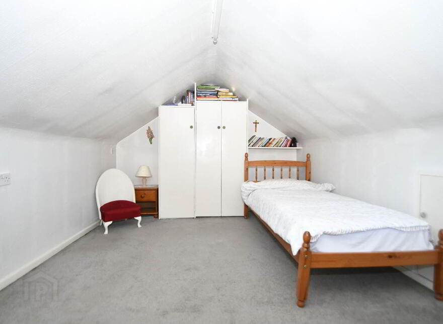 54 Mooreland Park, Belfast, BT11 9AZ