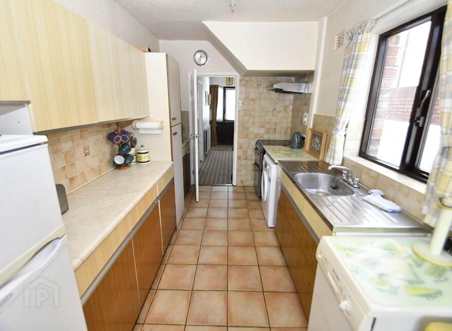 54 Mooreland Park, Belfast, BT11 9AZ