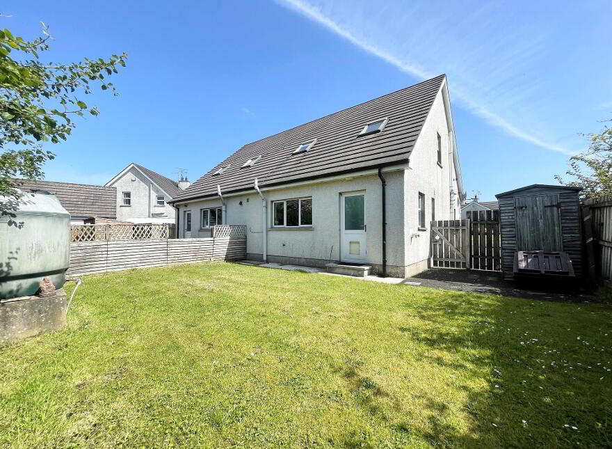33 Primrose Gardens, Portrush, BT56 8SE