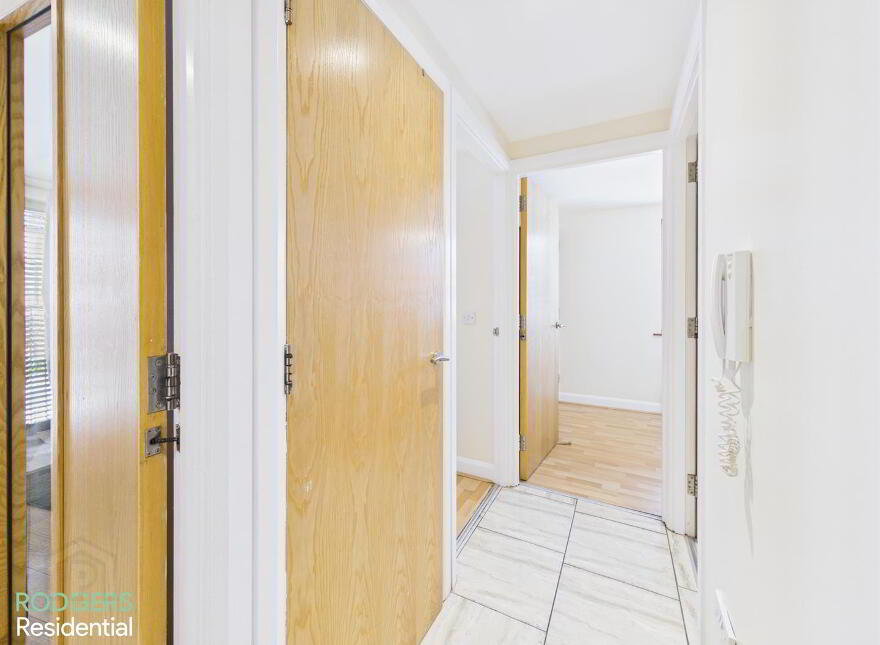 Apt 7, Elm Court, Beersbridge Road, Belfast, BT5 5DS