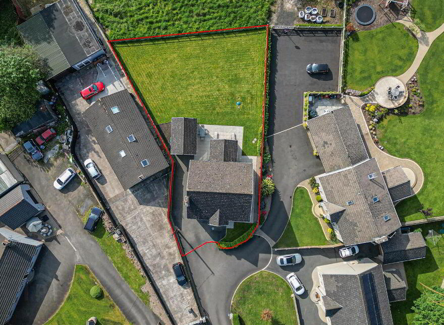 68 Kingsmoss Road, Newtownabbey, BT36 4TN