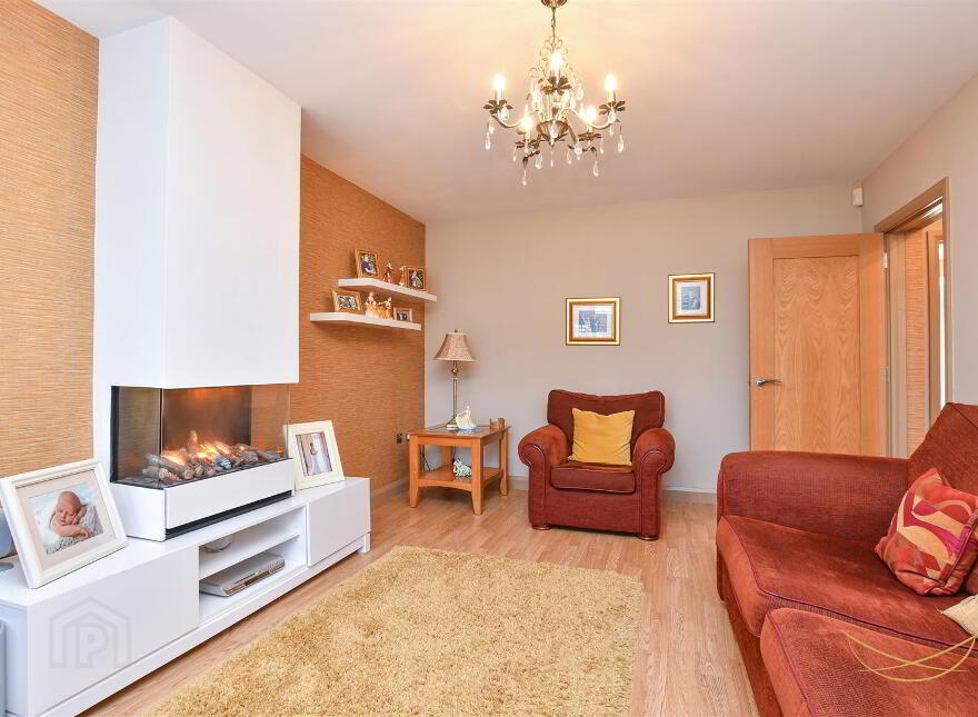 68 Kingsmoss Road, Newtownabbey, BT36 4TN