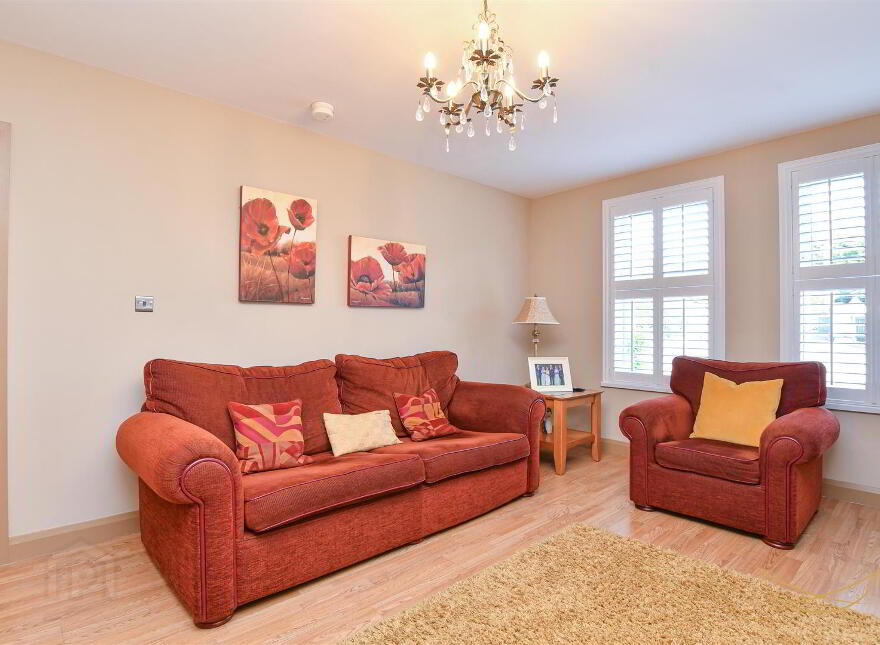68 Kingsmoss Road, Newtownabbey, BT36 4TN