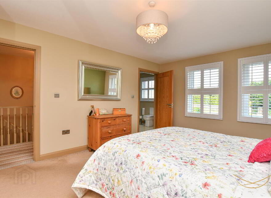 68 Kingsmoss Road, Newtownabbey, BT36 4TN