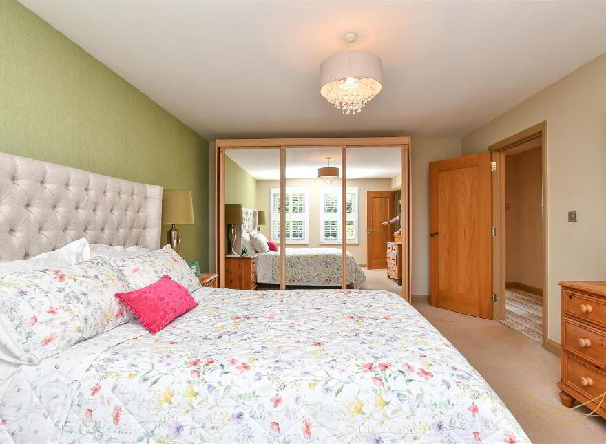 68 Kingsmoss Road, Newtownabbey, BT36 4TN