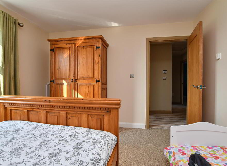 68 Kingsmoss Road, Newtownabbey, BT36 4TN