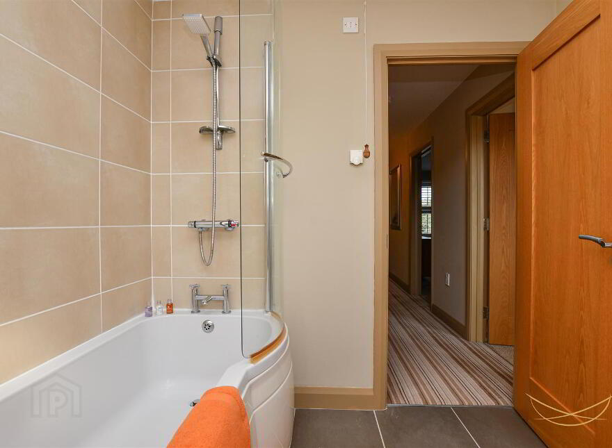 68 Kingsmoss Road, Newtownabbey, BT36 4TN