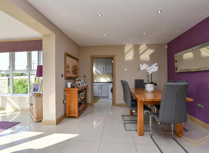 68 Kingsmoss Road, Newtownabbey, BT36 4TN