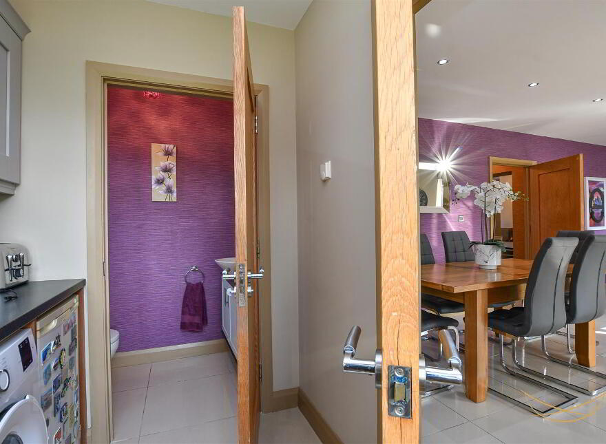 68 Kingsmoss Road, Newtownabbey, BT36 4TN